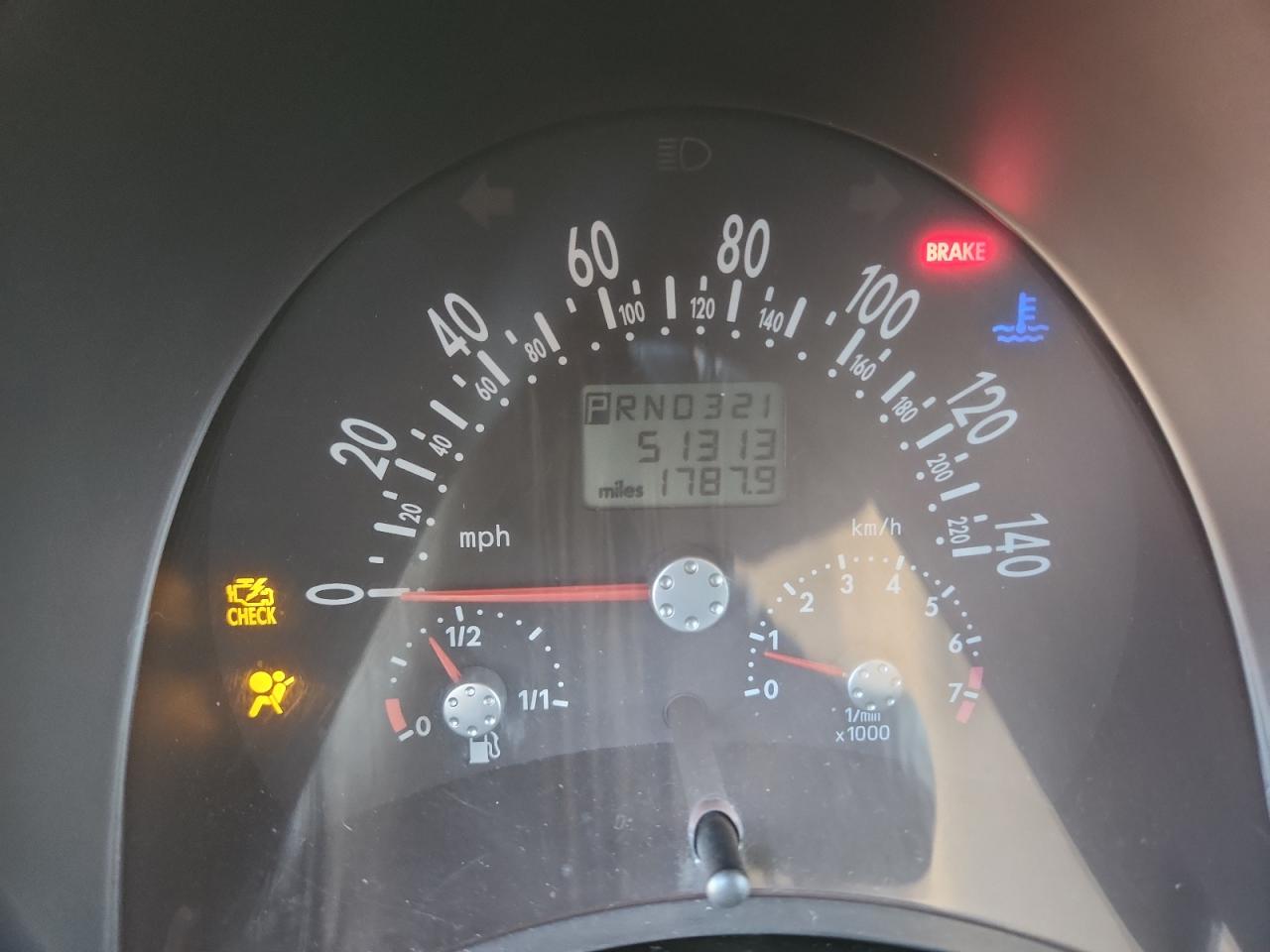 2004 Volkswagen New Beetle Gl VIN: 3VWBK31C24M404740 Lot: 92530925