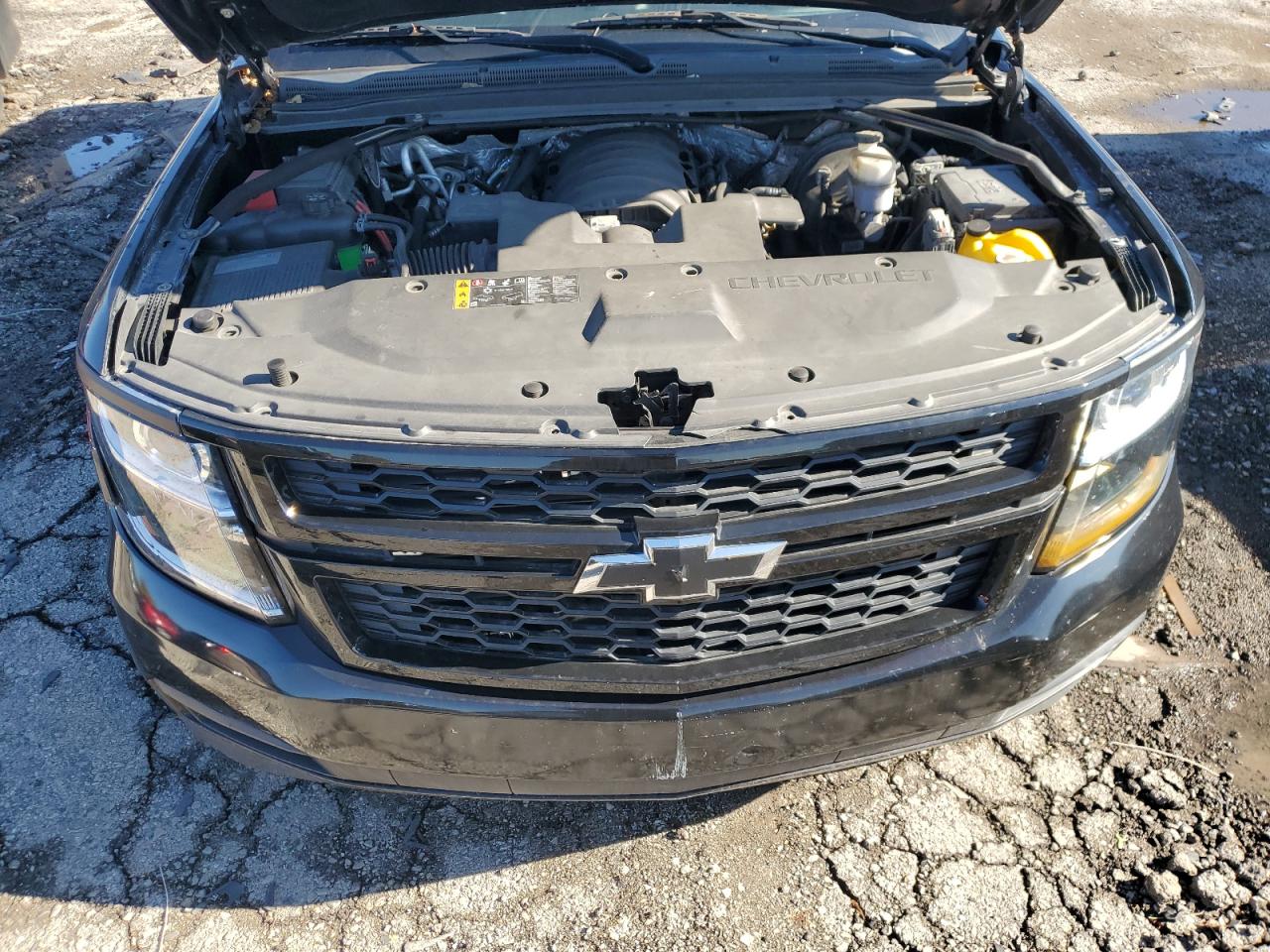 2018 Chevrolet Suburban C1500 Lt VIN: 1GNSCHKC6JR179235 Lot: 91560235