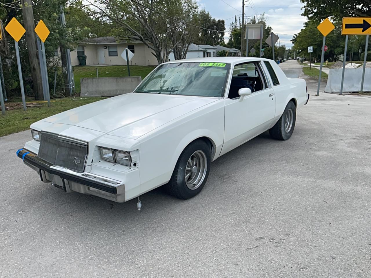 1982 Buick Regal Limited white coupe gas 1G4AM47A0CH208976 photo #3