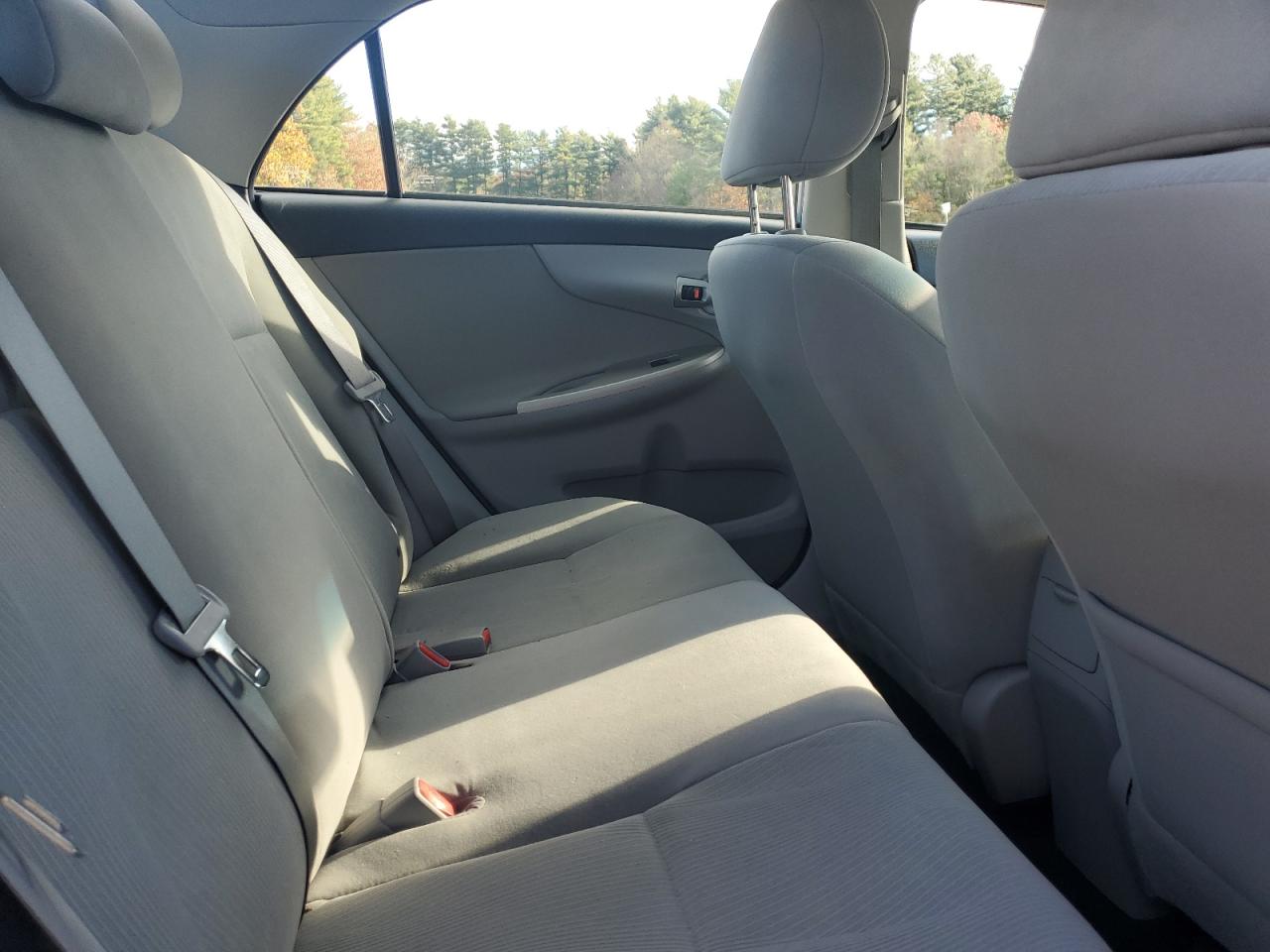 2011 Toyota Corolla Base VIN: 2T1BU4EE9BC659275 Lot: 90502965