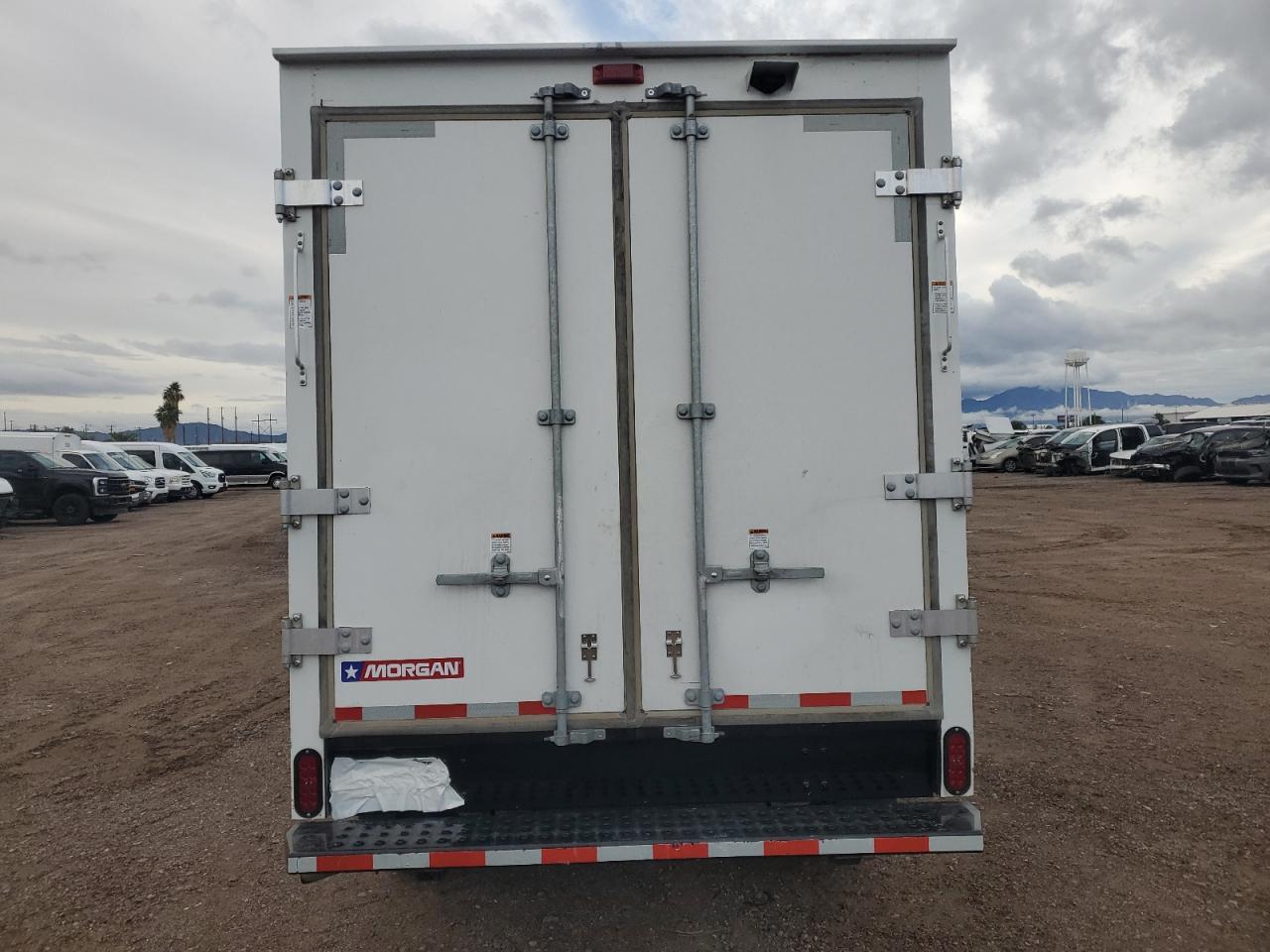 2023 GMC Savana Box Truck VIN: 1GD07RF71P1120748 Lot: 85431505