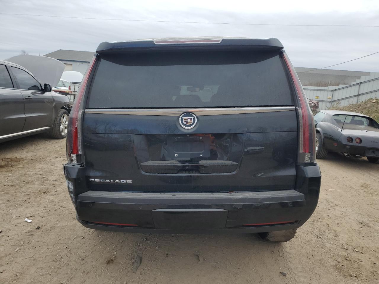 2015 Cadillac Escalade Luxury VIN: 1GYS4BKJXFR254814 Lot: 92890365