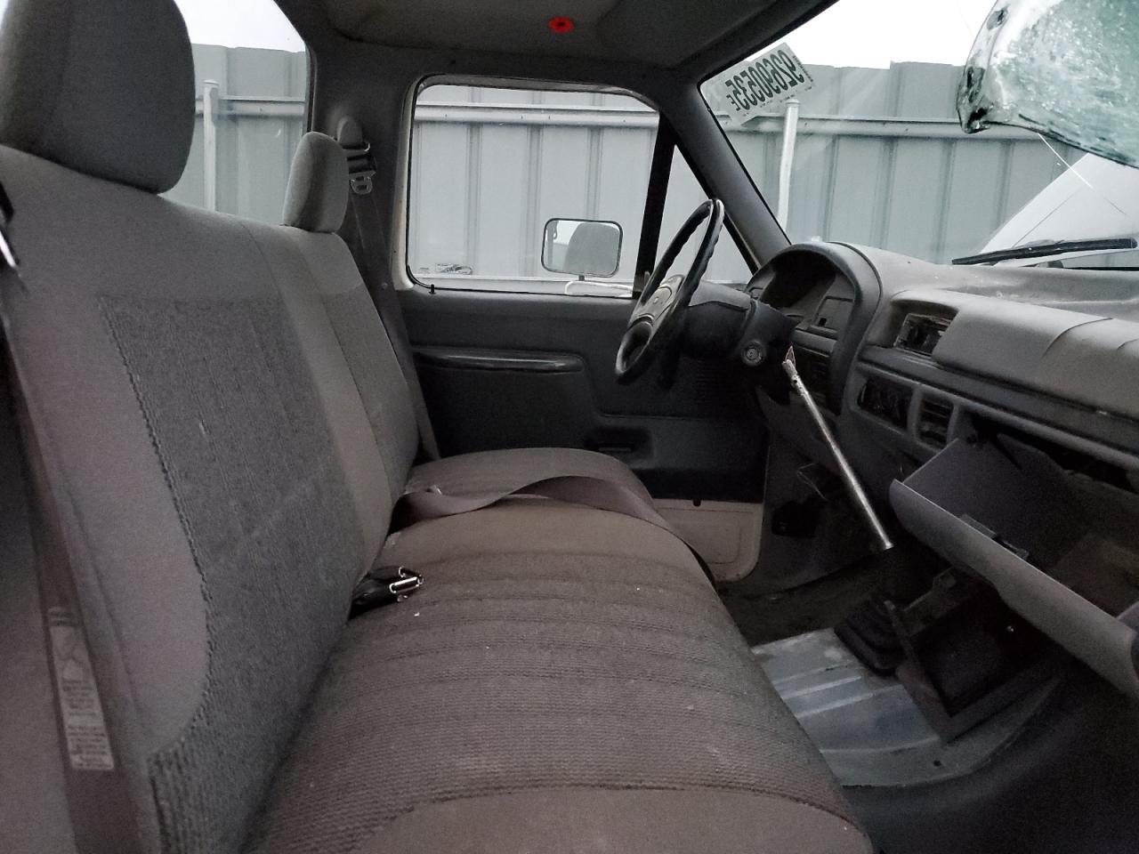 1994 Ford F150 VIN: 1FTEF15Y4RLB03877 Lot: 92690535