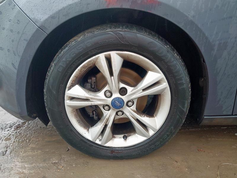 2012 FORD FOCUS 1.6 ZETEC 5DR