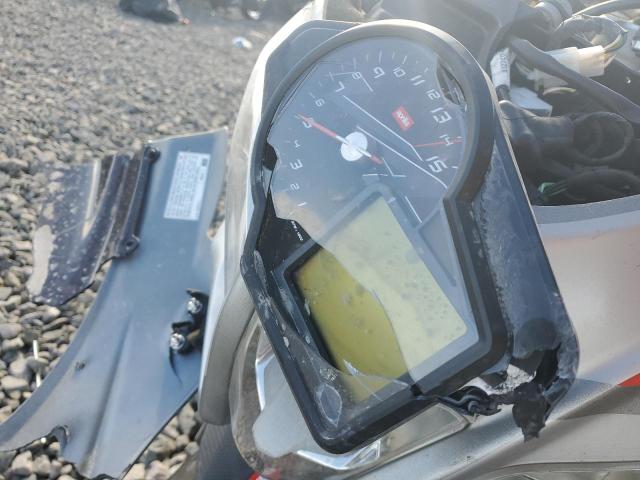 2016 APRILIA RSV4 RF  