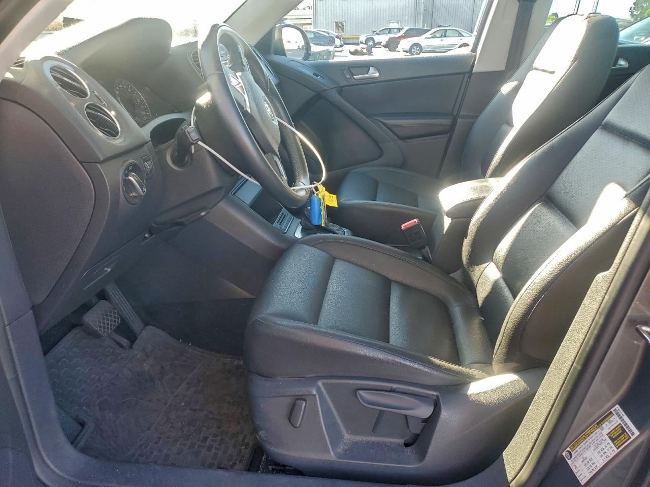 2012 Volkswagen Tiguan S VIN: WVGAV7AX3CW103274 Lot: 93925005