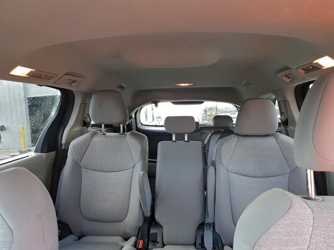 2022 Toyota Sienna Le VIN: 5TDKRKEC1NS089904 Lot: 93428215