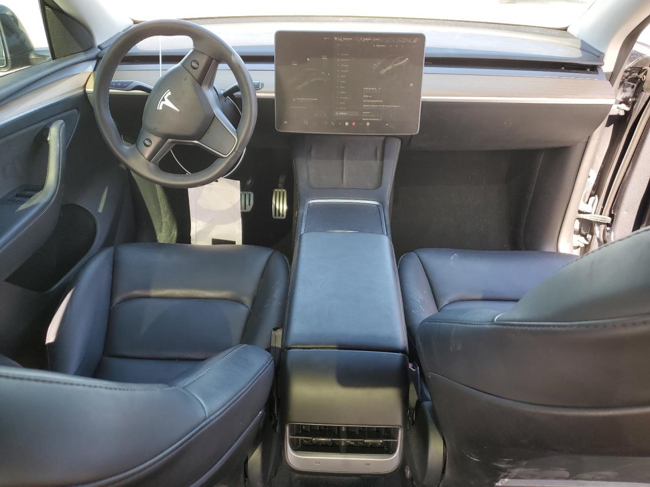 2022 Tesla Model Y VIN: 7SAYGDEF6NF521271 Lot: 92212045