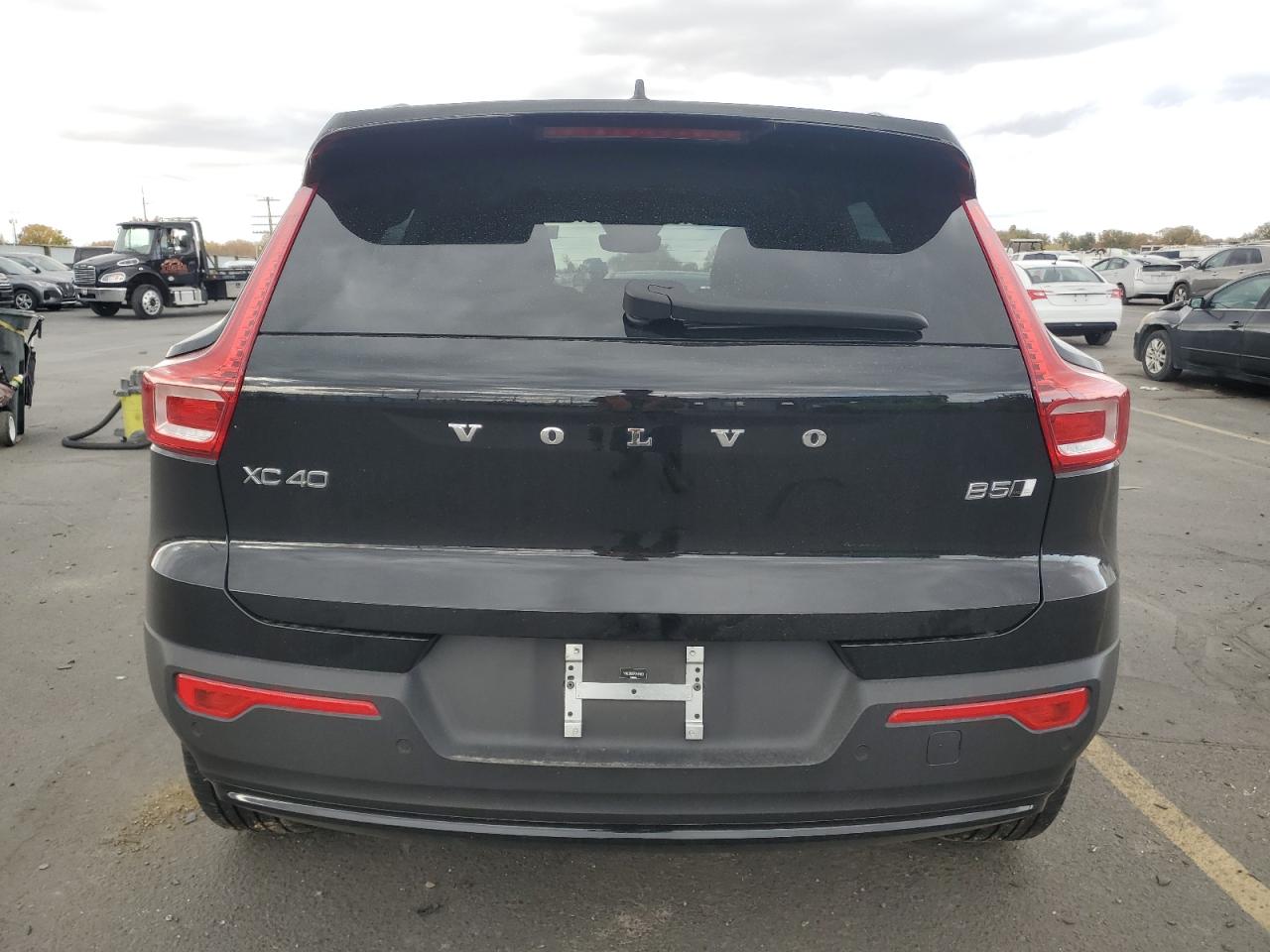 2023 Volvo Xc40 Ultimate VIN: YV4L12UX2P2937683 Lot: 91308235