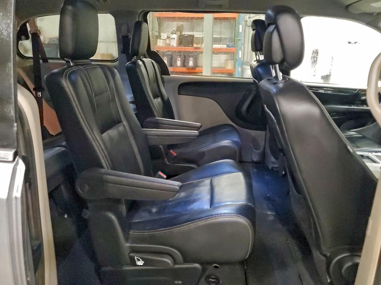 2014 Chrysler Town & Country Touring VIN: 2C4RC1BG8ER203746 Lot: 93716235