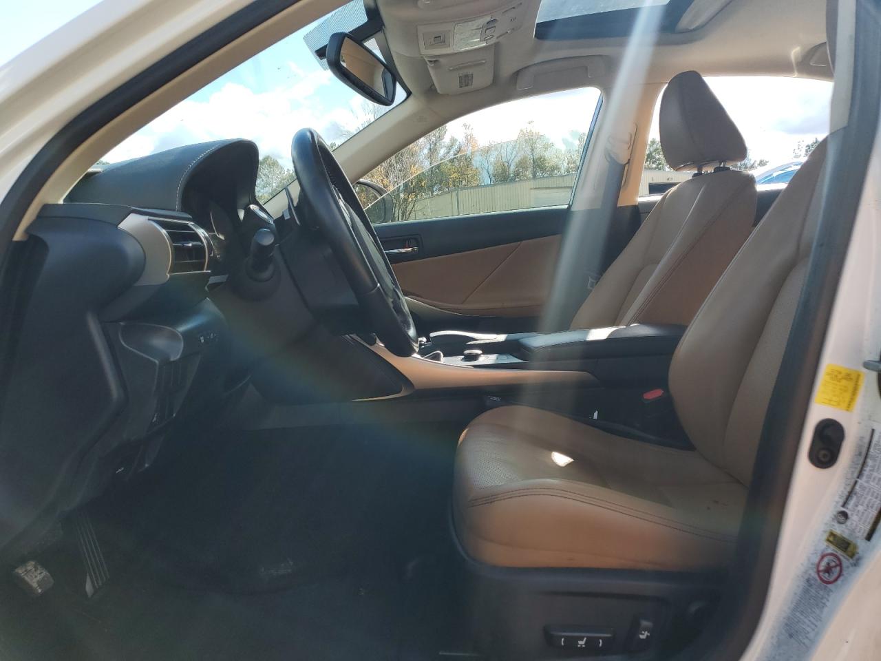 2015 Lexus Is 250 VIN: JTHCF1D29F5016723 Lot: 90999325