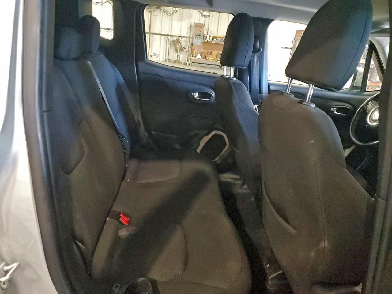 2015 Jeep Renegade Latitude VIN: ZACCJBBT8FPC39960 Lot: 93423875