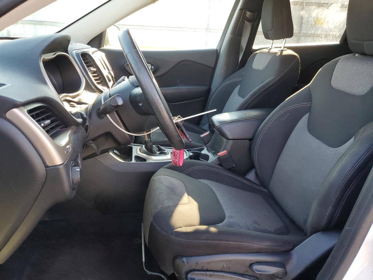 2016 Jeep Cherokee Sport VIN: 1C4PJLABXGW297329 Lot: 91581515