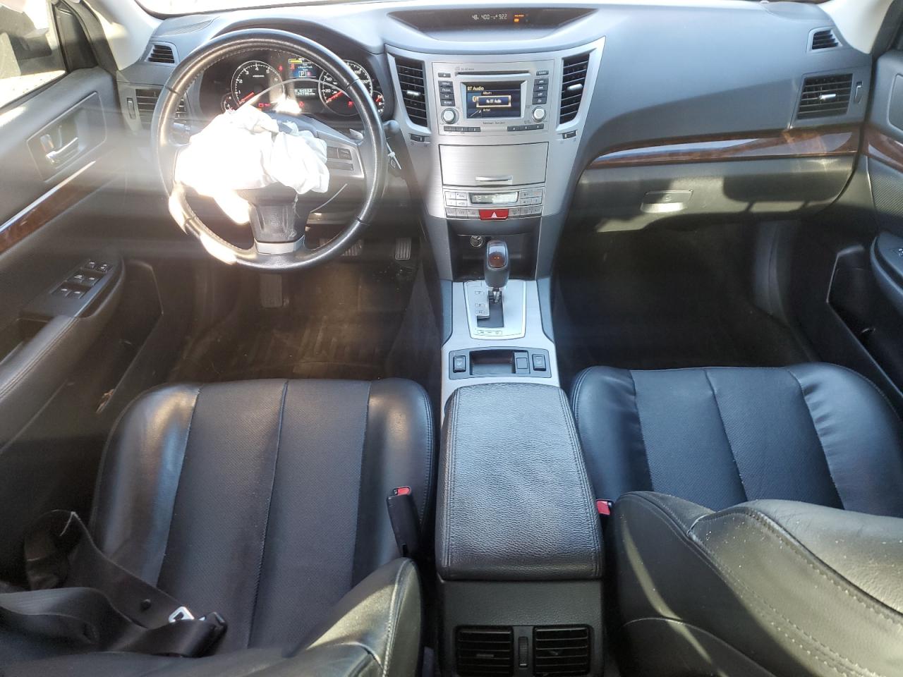 2014 Subaru Legacy 2.5I Limited VIN: 4S3BMCL63E3005648 Lot: 90846885