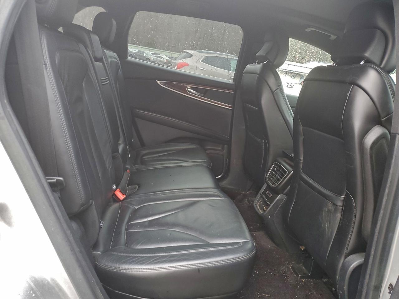 2017 Lincoln Mkx Reserve VIN: 2LMPJ8LR1HBL24136 Lot: 94492605