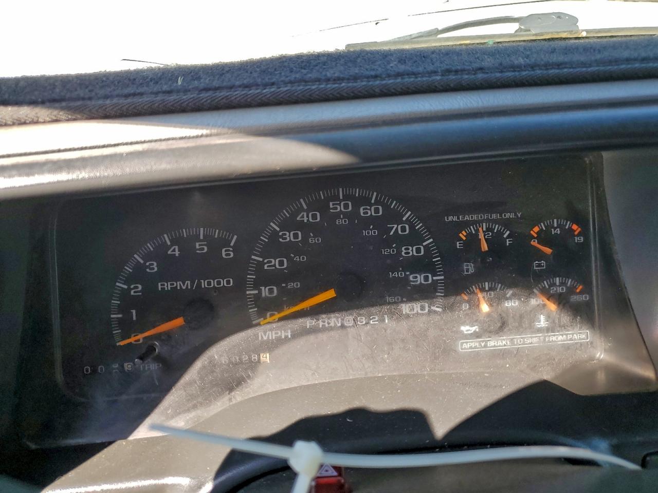 1999 GMC Suburban C1500 VIN: 3GKEC16R7XG544904 Lot: 91823925