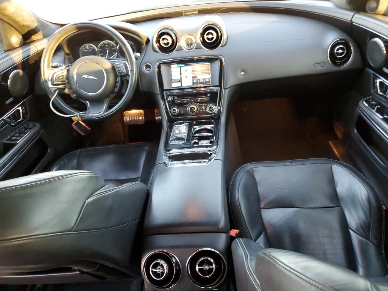 2015 Jaguar Xj VIN: SAJWA1CZ4F8V87497 Lot: 92716275