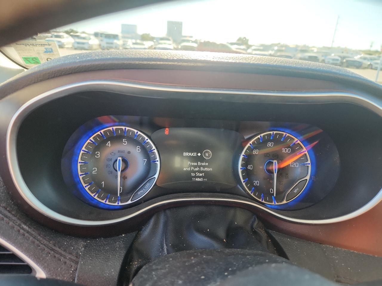 2017 Chrysler Pacifica Limited VIN: 2C4RC1GGXHR668736 Lot: 91104045