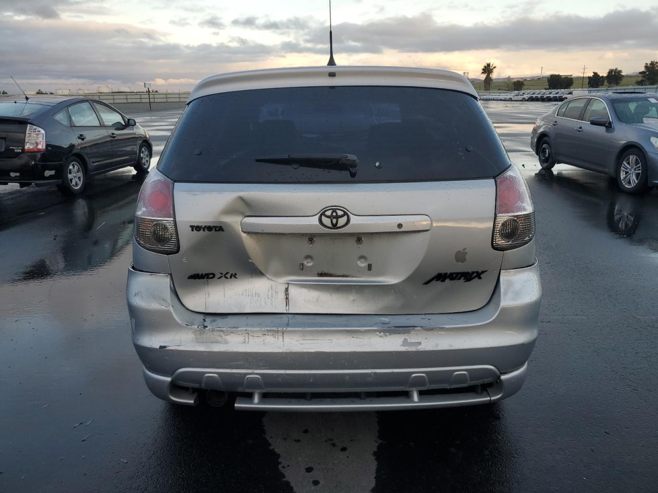 2005 Toyota Corolla Matrix Base VIN: 2T1LR30E05C390613 Lot: 91686875