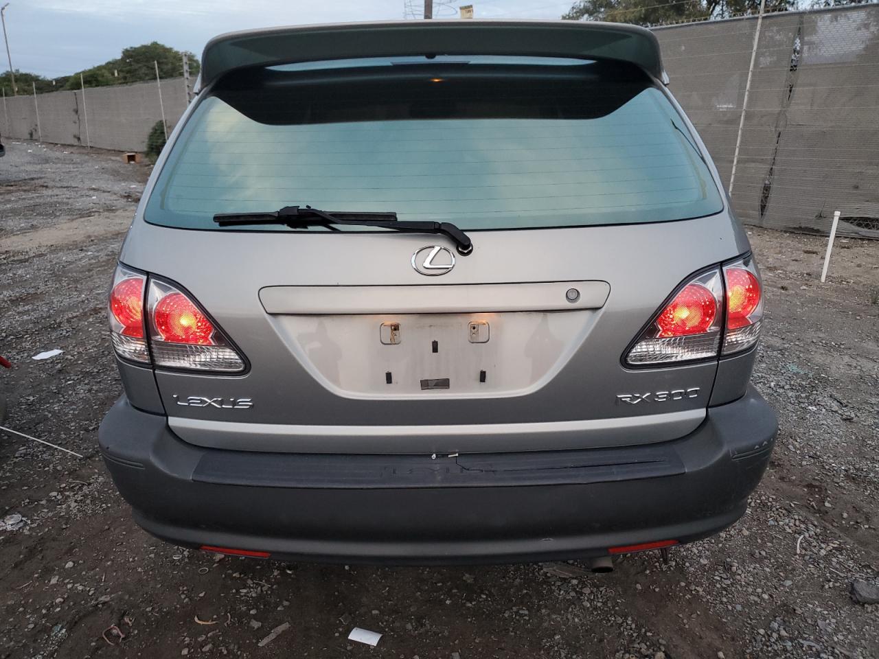 2003 Lexus Rx 300 VIN: JTJHF10U930311132 Lot: 92884915