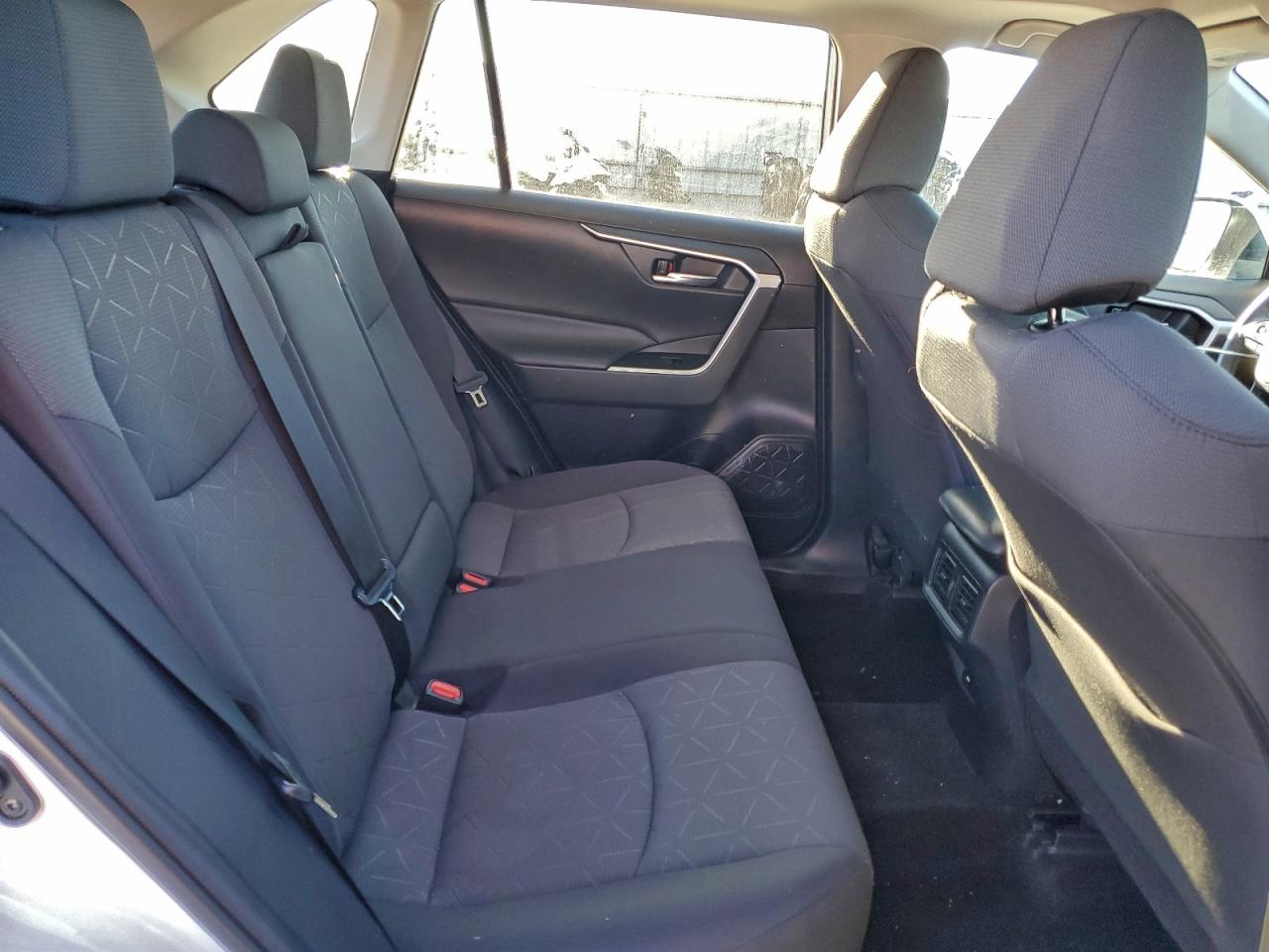 2021 Toyota Rav4 Xle VIN: 2T3W1RFV9MW146087 Lot: 94065655