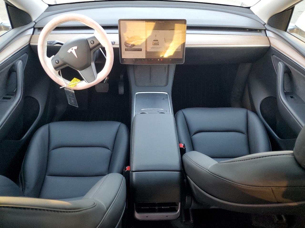 2023 Tesla Model Y VIN: 7SAYGDEE0PF814738 Lot: 92752325