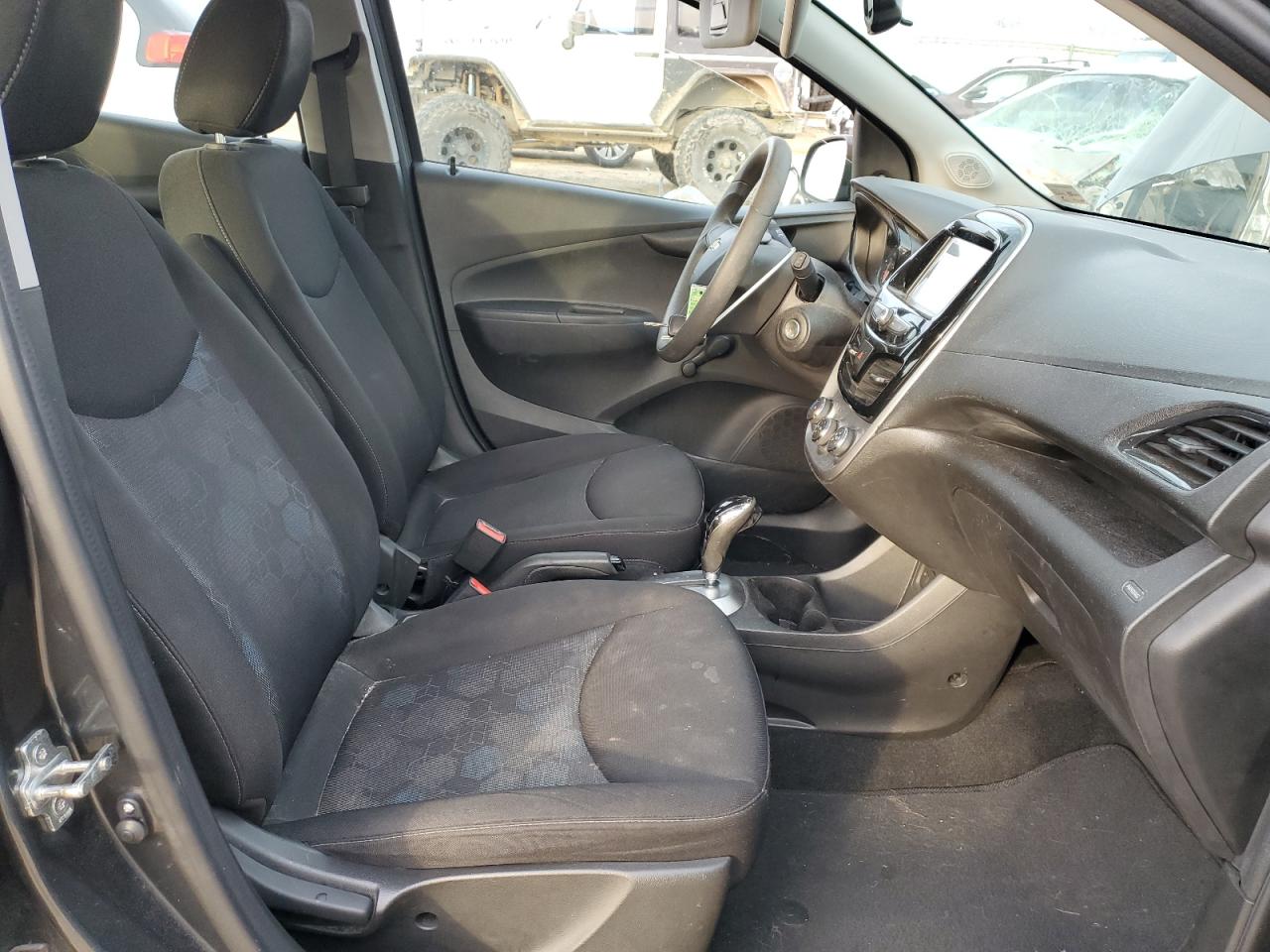 2018 Chevrolet Spark Ls VIN: KL8CB6SA4JC472629 Lot: 92460735