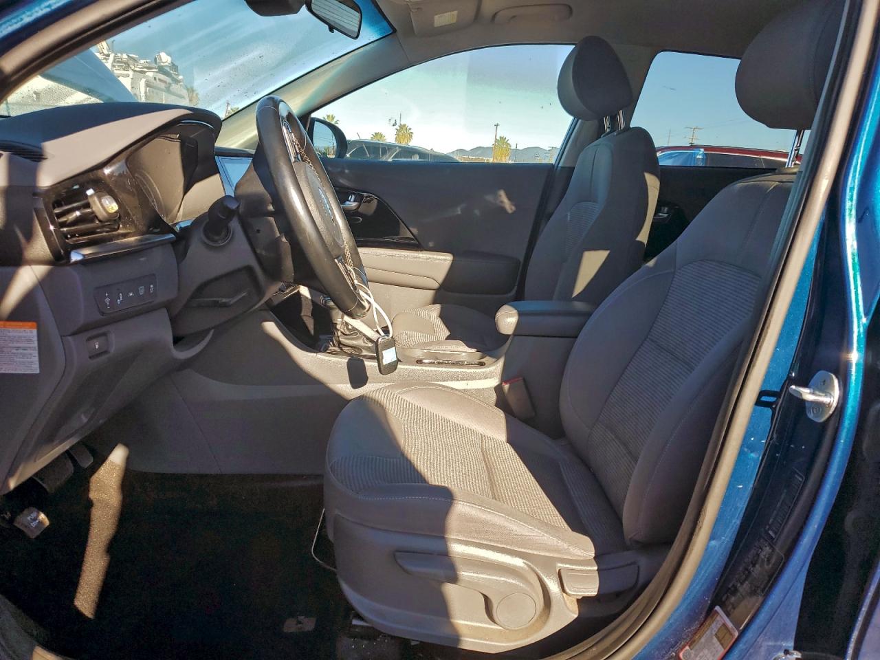 2021 Kia Niro Lx VIN: KNDCB3LC1M5469928 Lot: 94417715