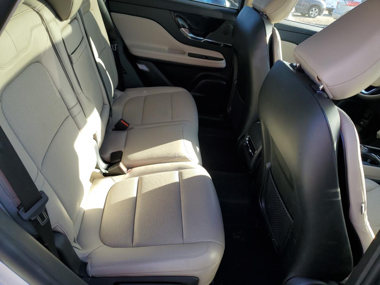 2025 Lincoln Corsair Premiere VIN: 5LMCJ1DA3SUL13194 Lot: 92791005