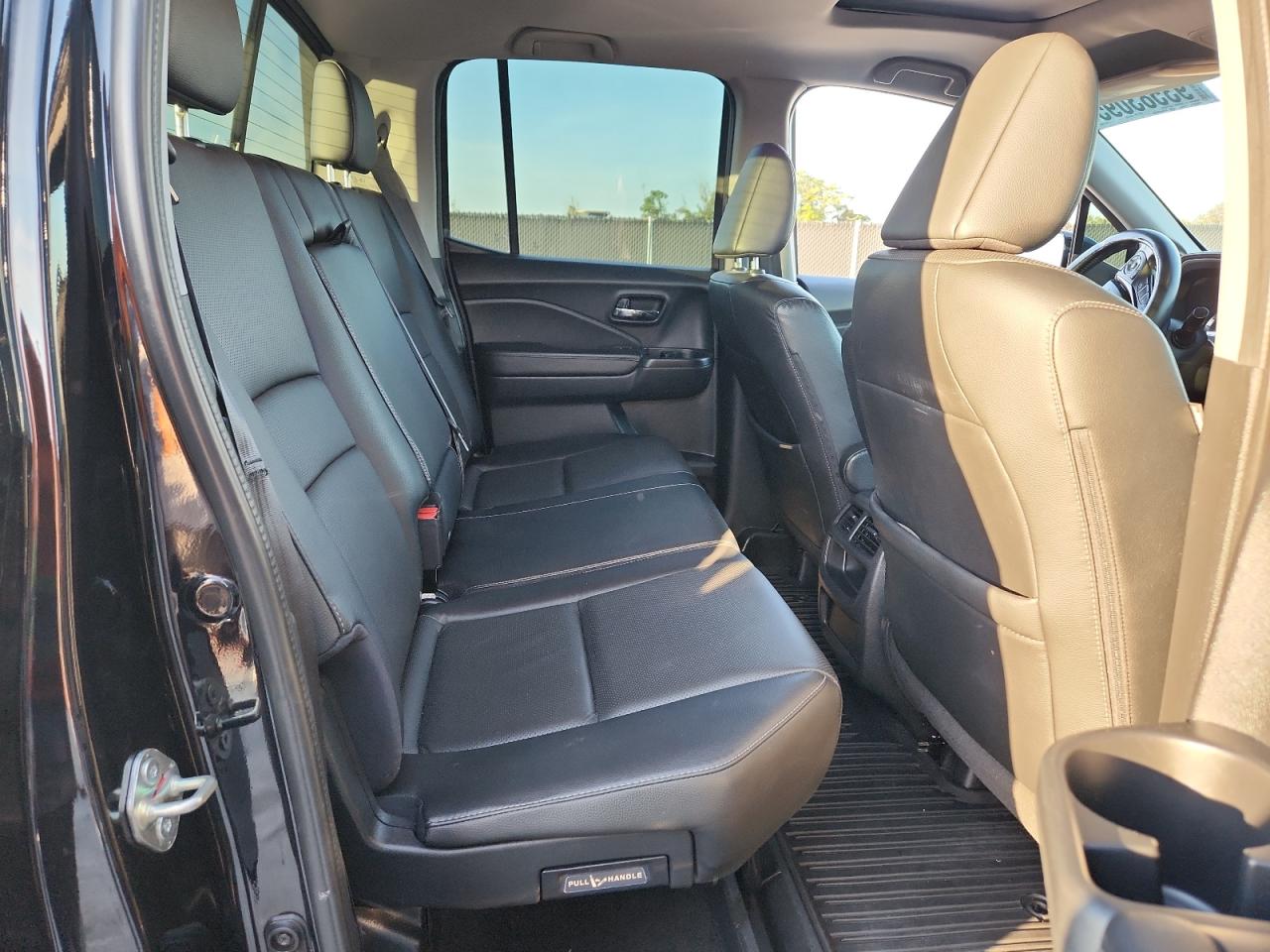 2019 Honda Ridgeline Rtl VIN: 5FPYK3F73KB010942 Lot: 93583095