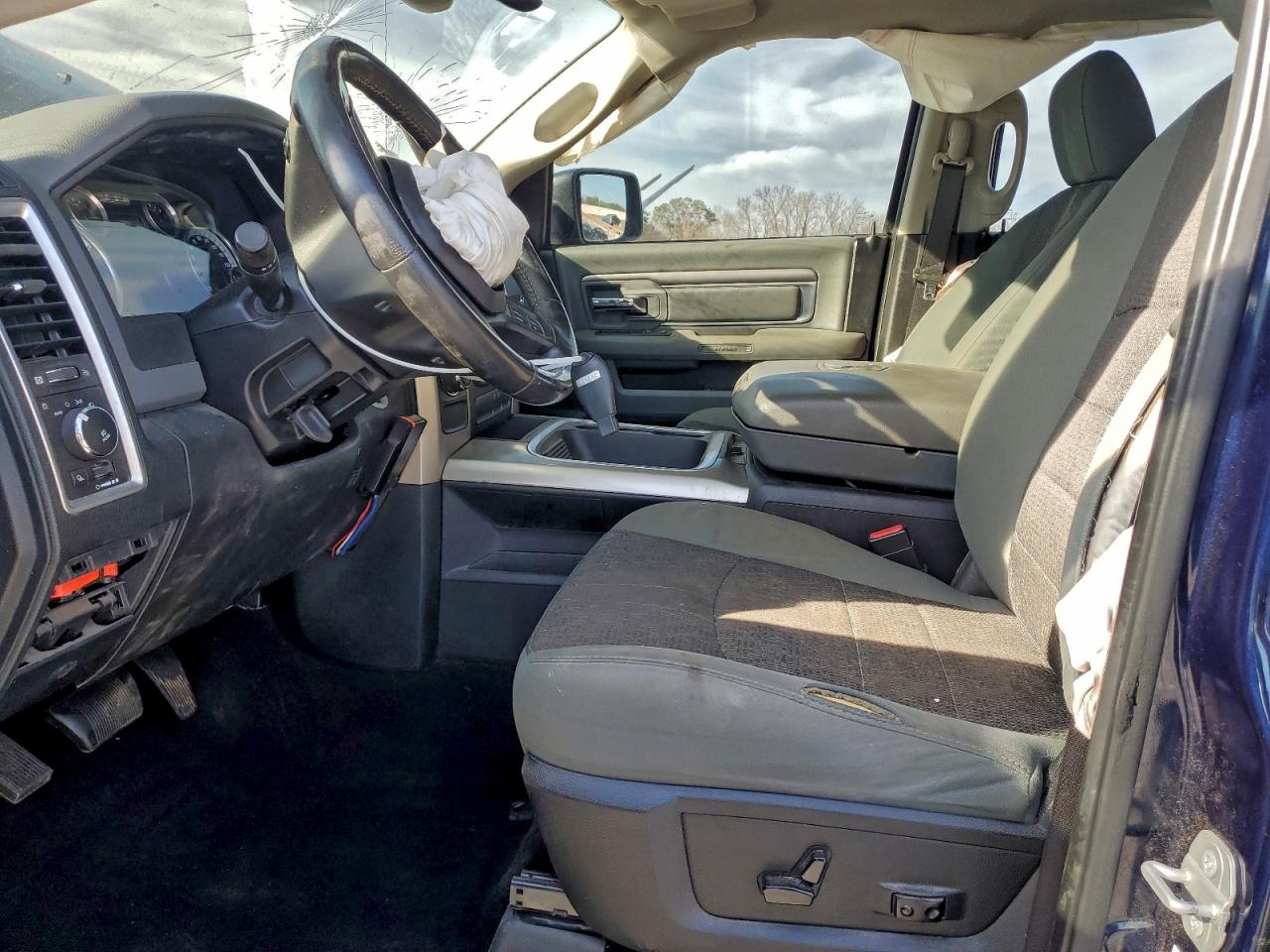 2016 Ram 1500 Slt VIN: 1C6RR6LG6GS189655 Lot: 93665055