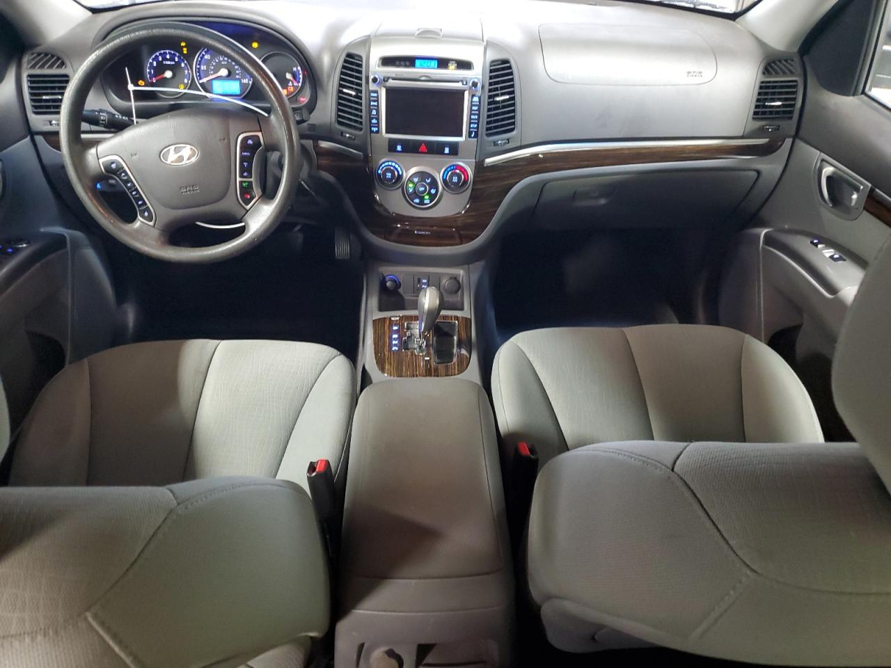 2010 Hyundai Santa Fe Gls VIN: 5NMSGDAB5AH413481 Lot: 93646825