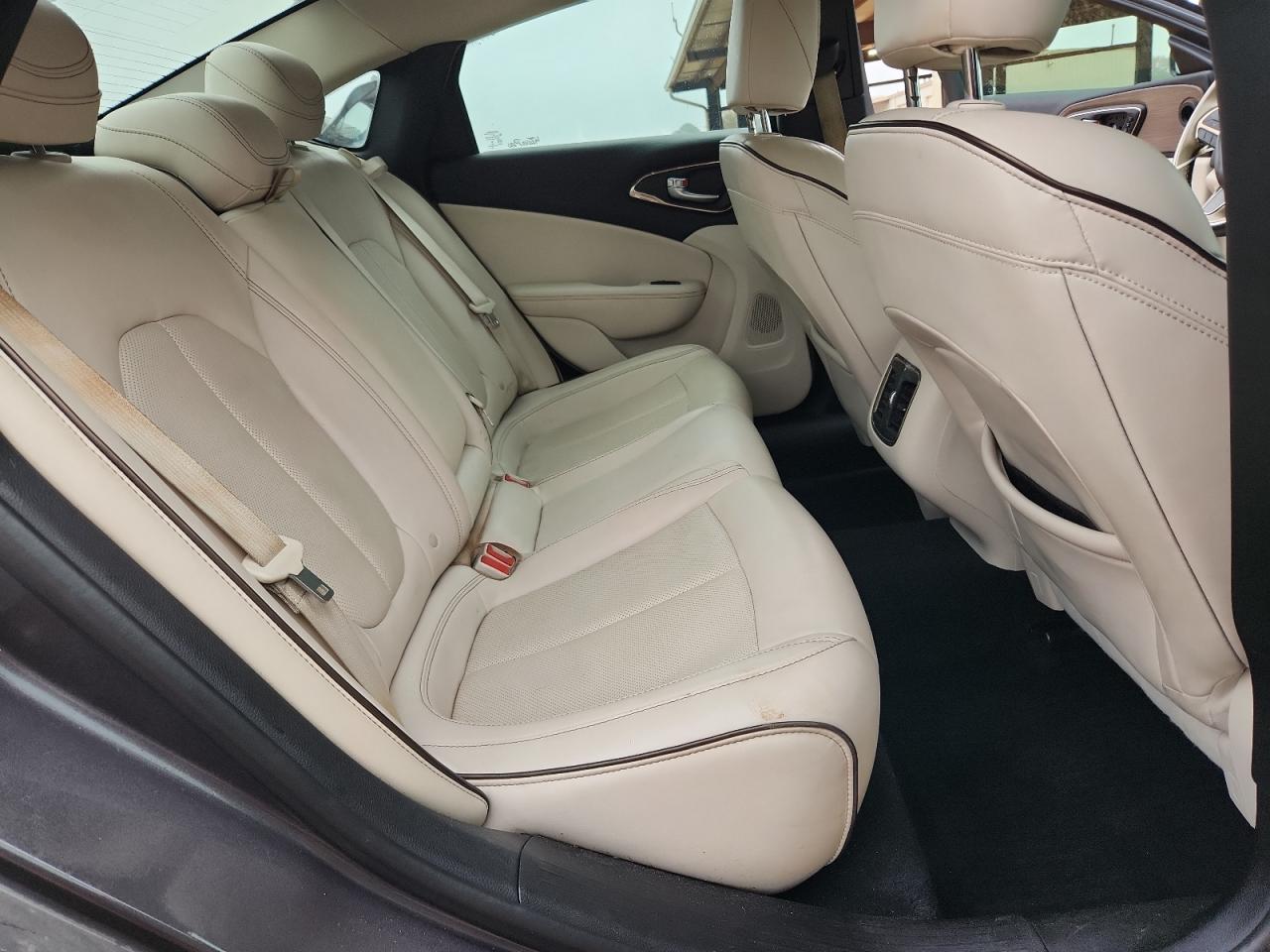 2015 Chrysler 200 C VIN: 1C3CCCEG9FN542872 Lot: 92847725