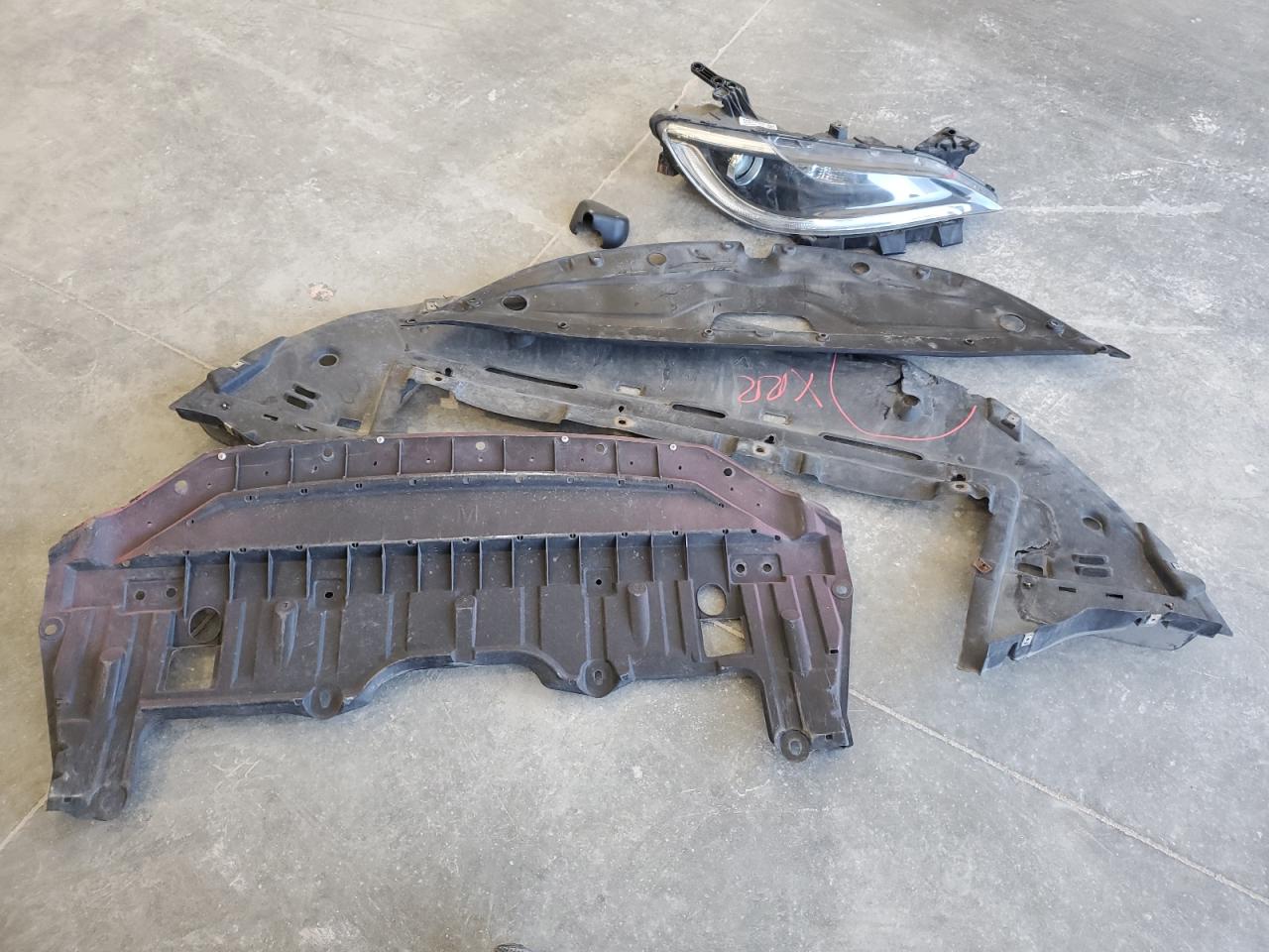 2016 Chrysler 200 Limited VIN: 1C3CCCAB0GN144073 Lot: 90703255