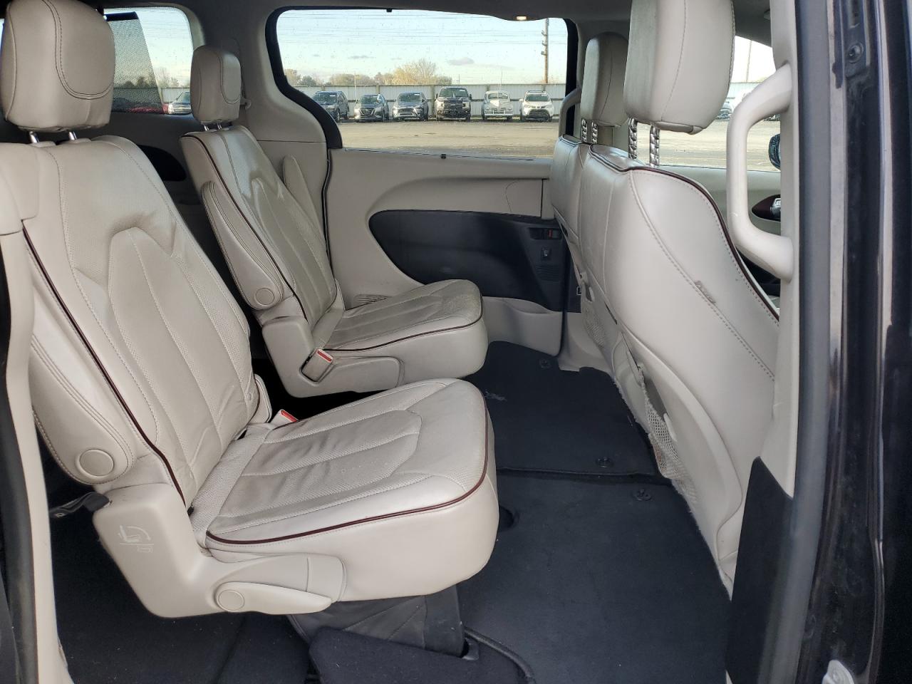 2019 Chrysler Pacifica Limited VIN: 2C4RC1GG5KR732107 Lot: 92664395