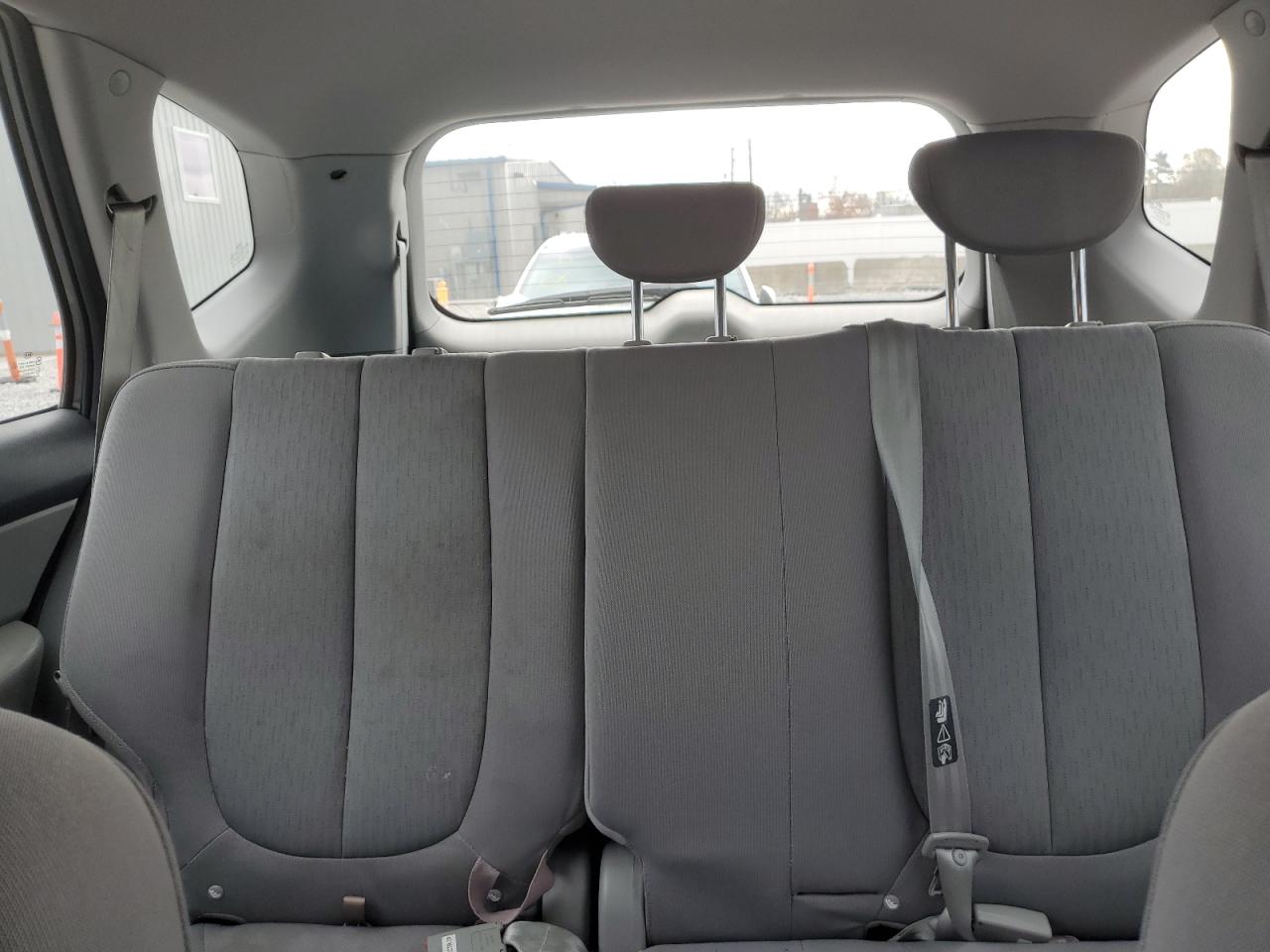 2008 Kia Rondo Base VIN: KNAFG525687130571 Lot: 92356595