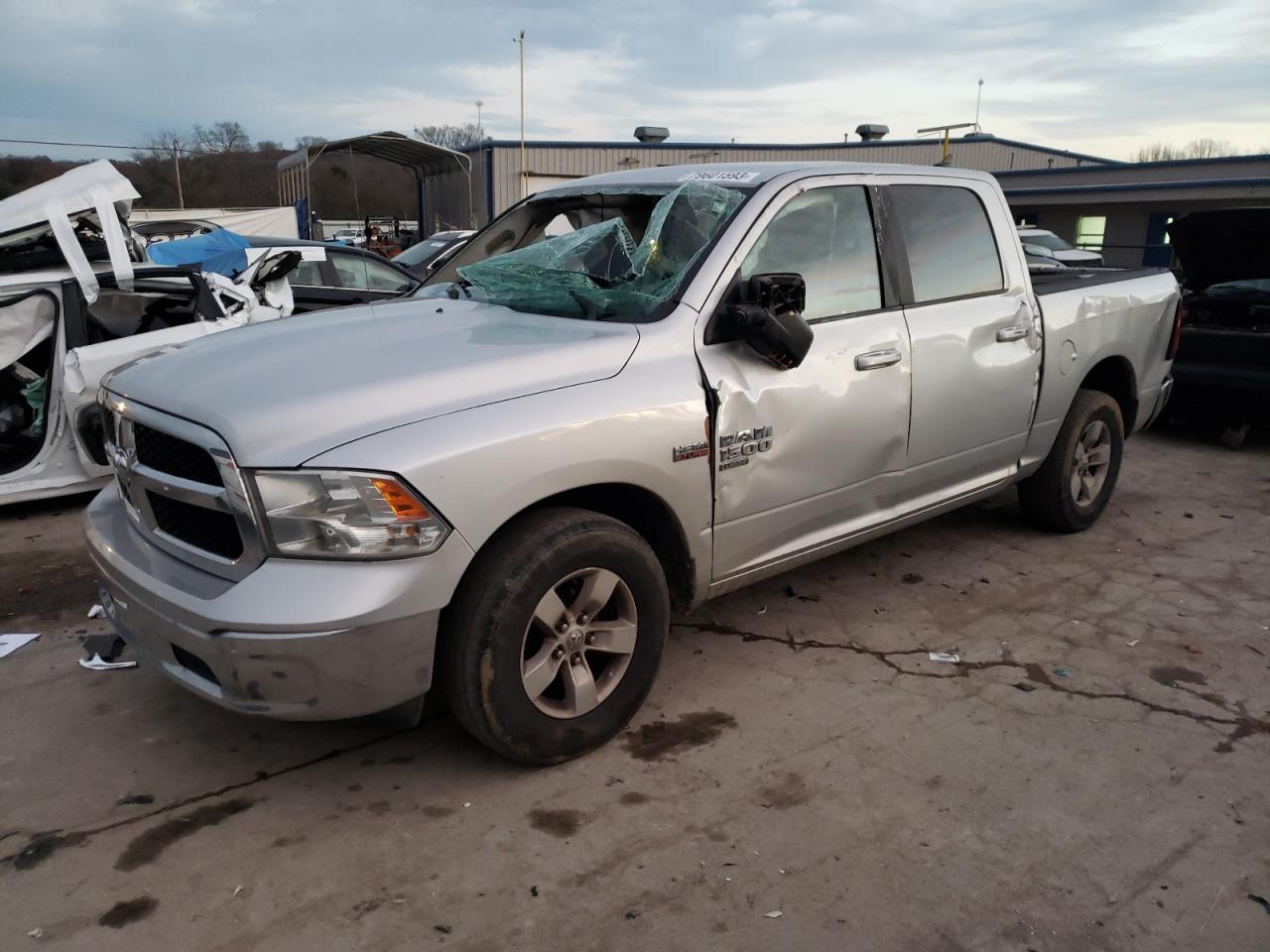 1C6RR6LT2KS549011 2019 Ram 1500 Classic Slt