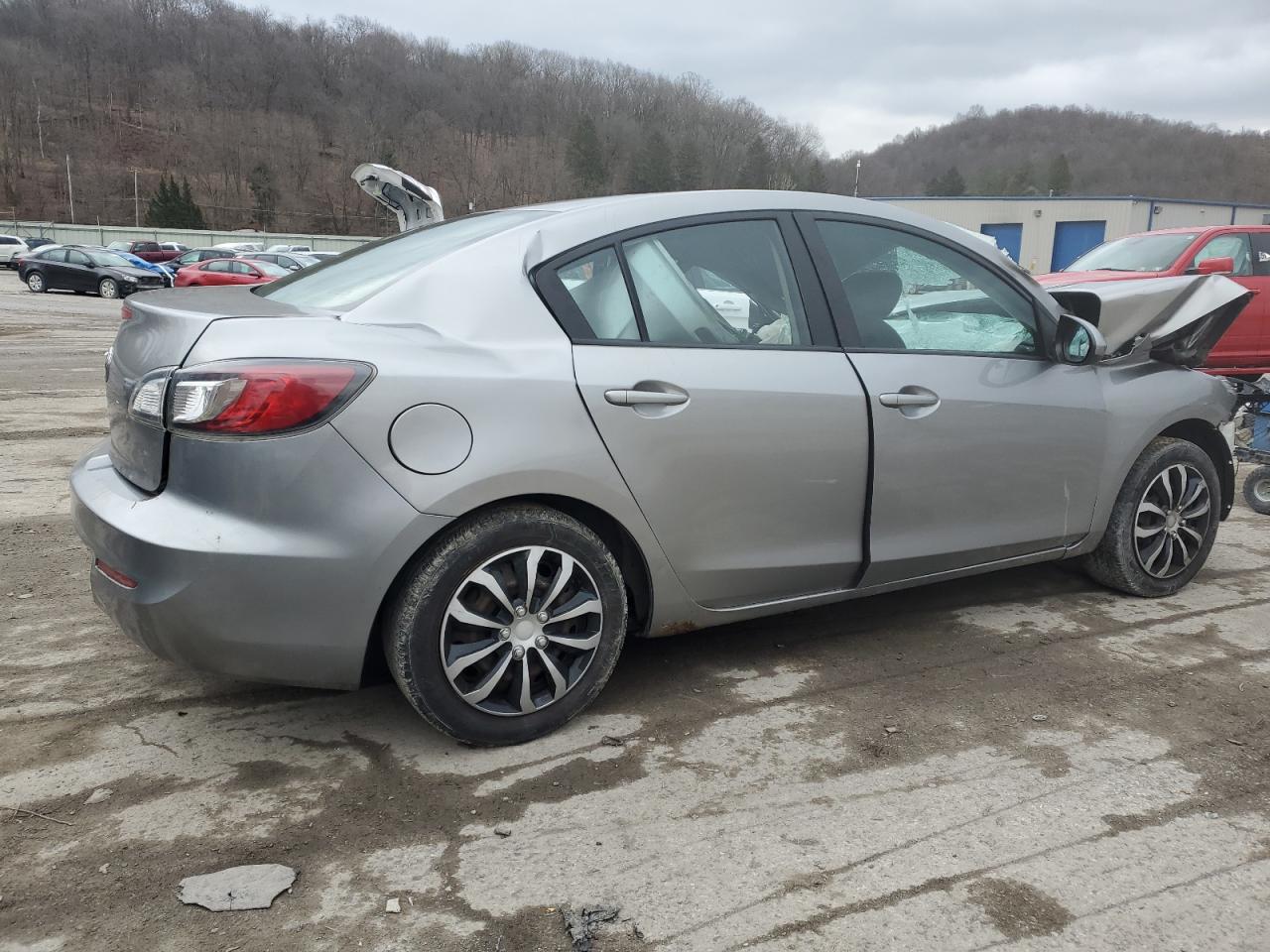 VIN JM1BL1TF2D1762901 2013 MAZDA 3 no.3