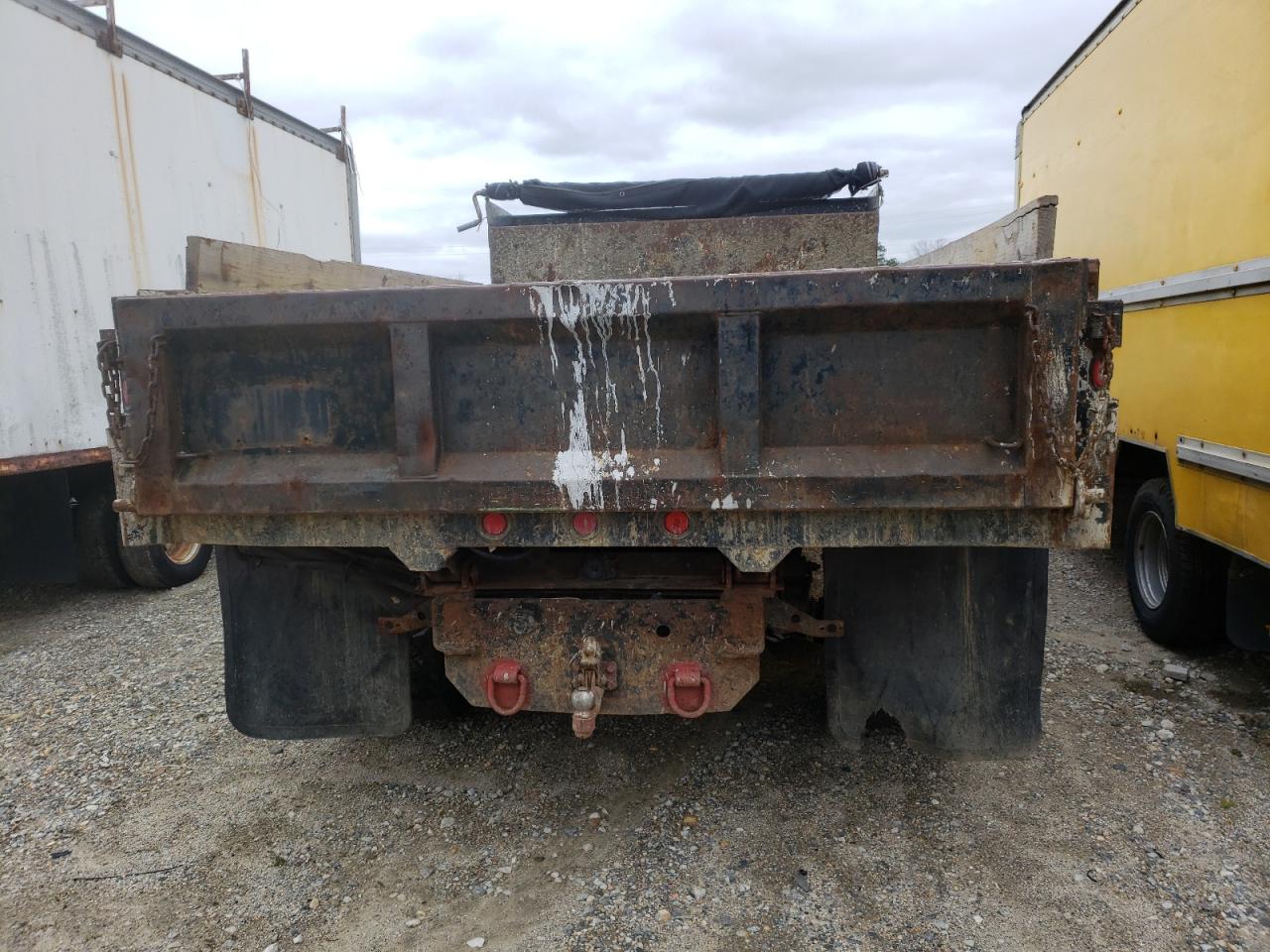 1999 Ford F450 Super Duty VIN: 1FDXF46F8XEB32982 Lot: 80095403