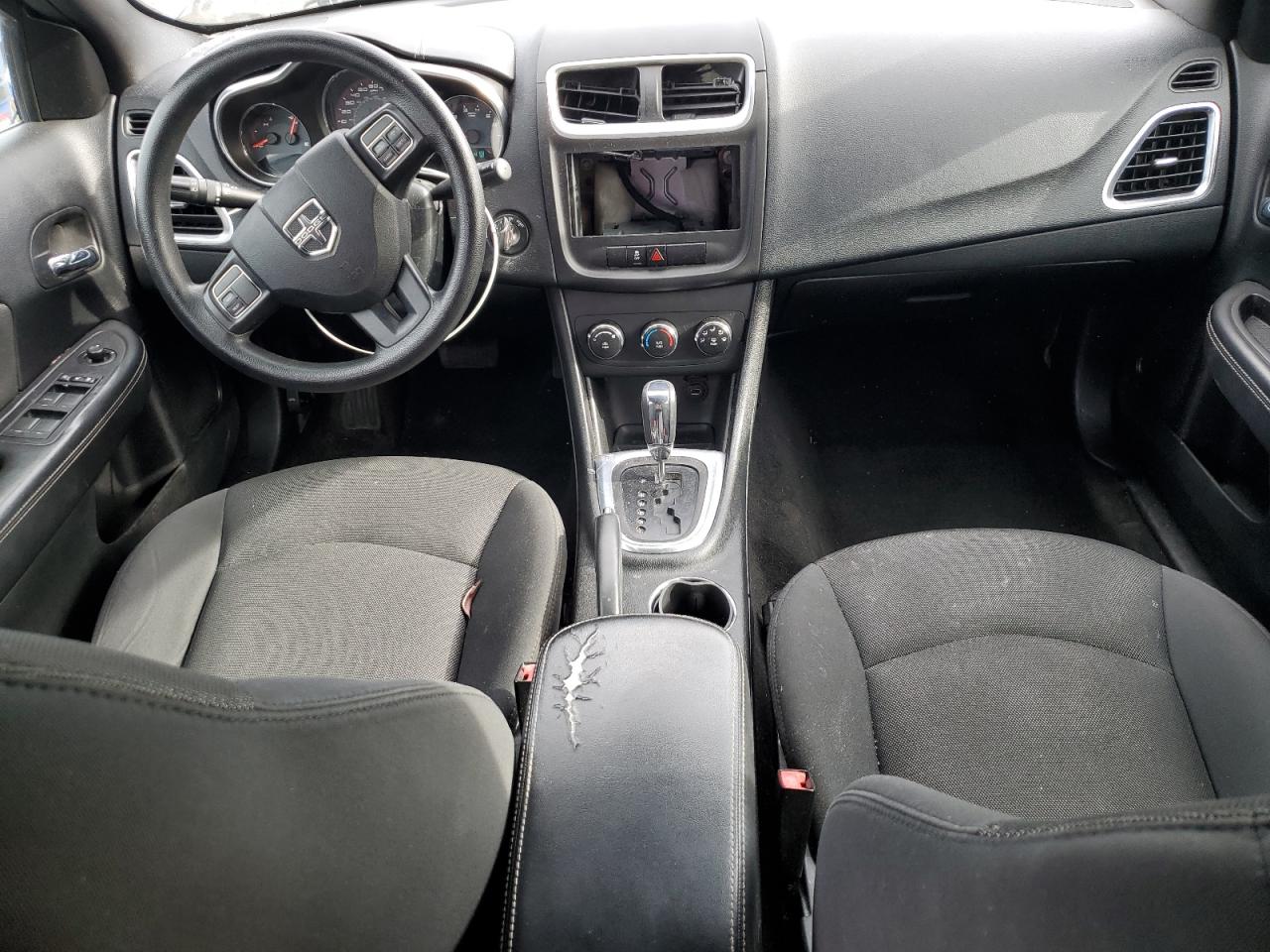 2013 Dodge Avenger - Image 8