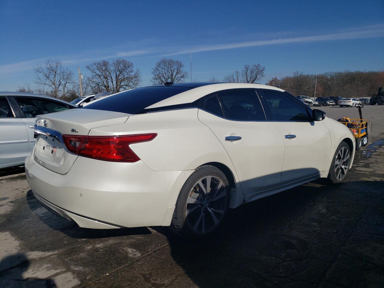 1N4AA6AP6HC402735 2017 Nissan Maxima 3.5S