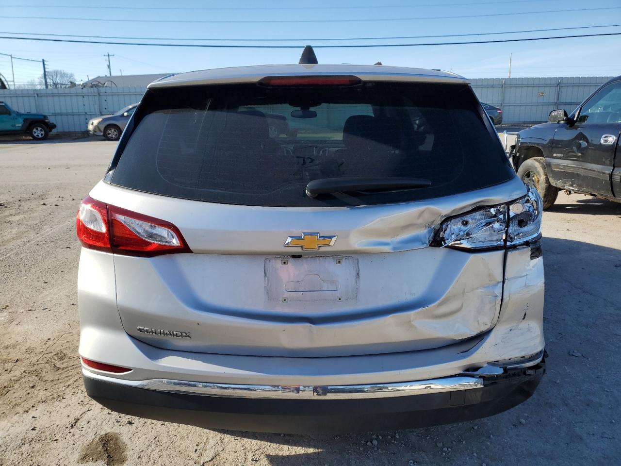 3GNAXHEV7JS500550 2018 Chevrolet Equinox Ls