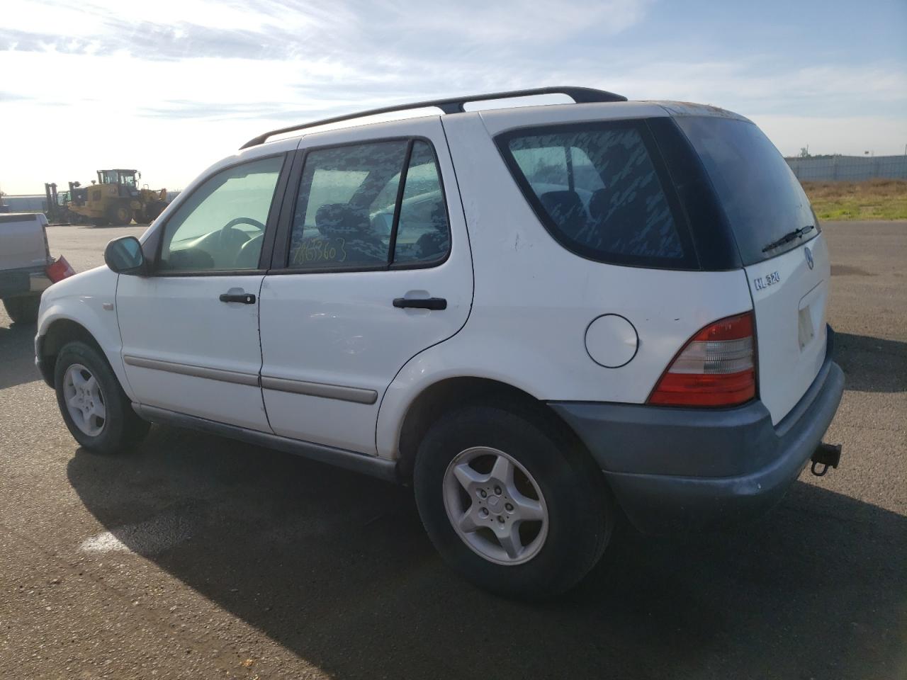 1998 Mercedes-Benz Ml 320 VIN: 4JGAB54E0WA032463 Lot: 78653603