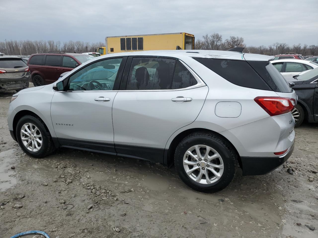 2GNAXJEV9J6264831 2018 Chevrolet Equinox Lt