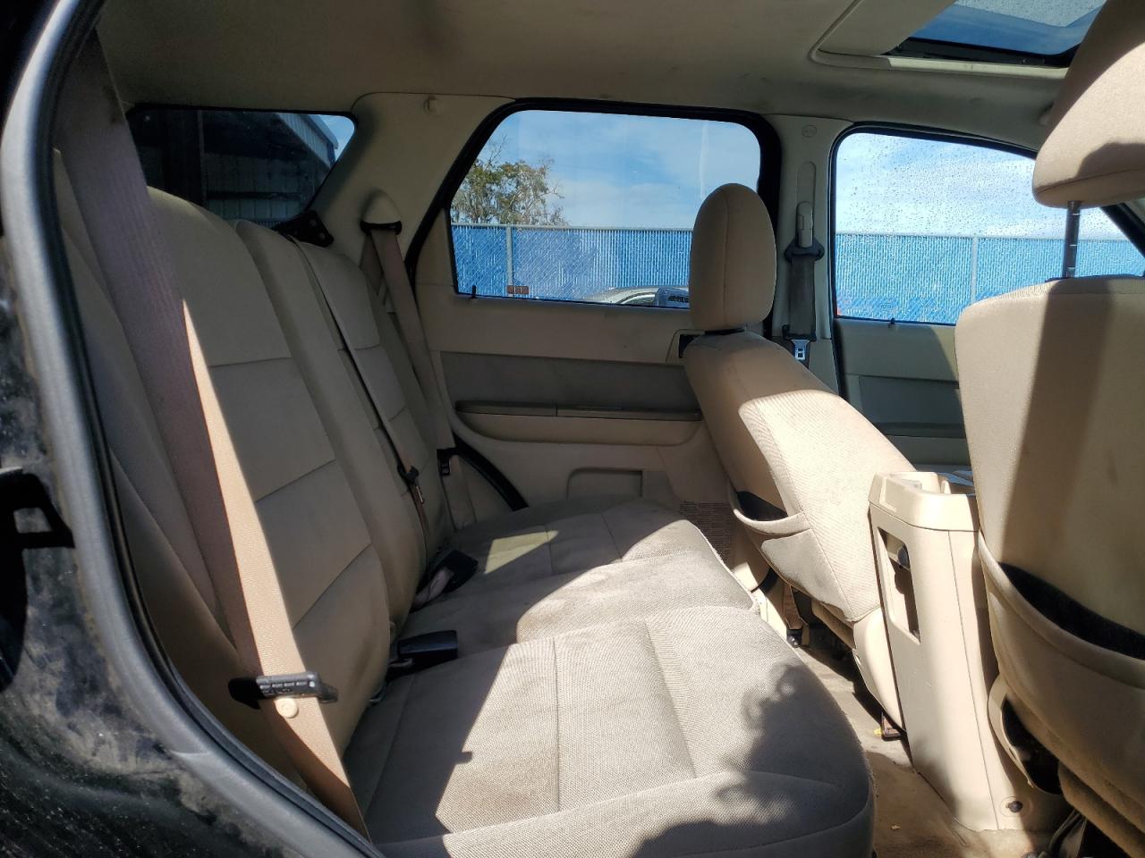 2010 Ford Escape Xlt VIN: 1FMCU0D77AKC71275 Lot: 82535203