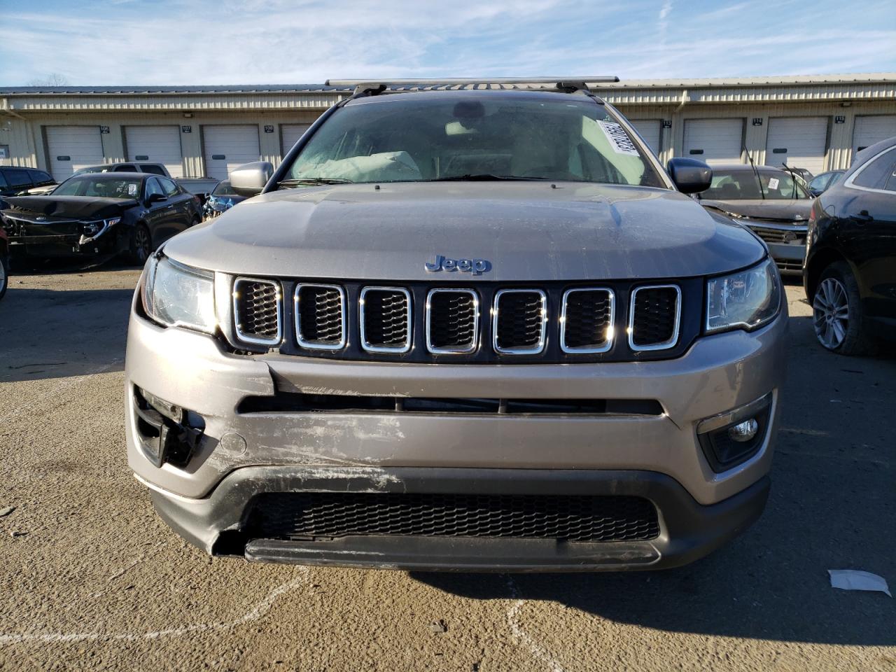 2019 Jeep Compass Latitude VIN: 3C4NJDBB6KT772811 Lot: 79907823