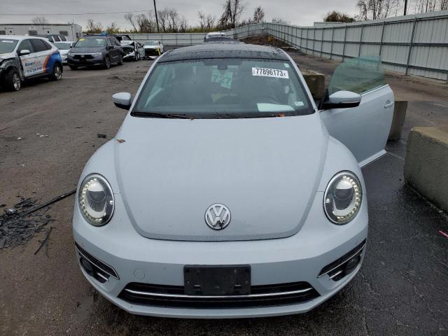  VOLKSWAGEN BEETLE 2018 Сріблястий