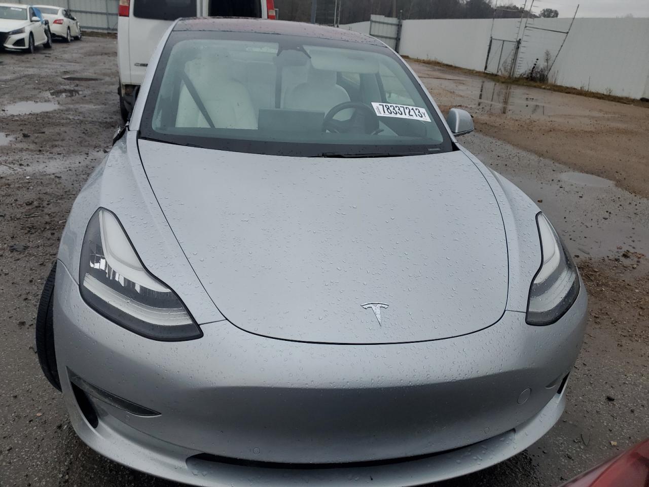 5YJ3E1EB3JF111904 2018 Tesla Model 3