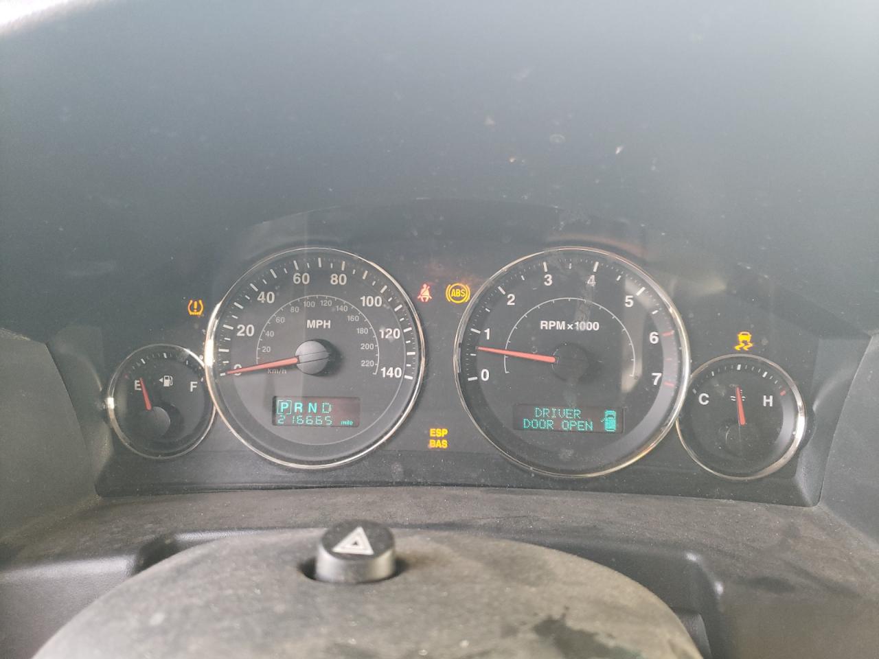 2006 Jeep Commander VIN: 1J8HH48N96C130135 Lot: 79239113