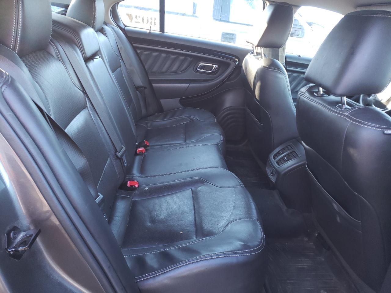 2011 Ford Taurus Limited VIN: 1FAHP2FW4BG169864 Lot: 80839503